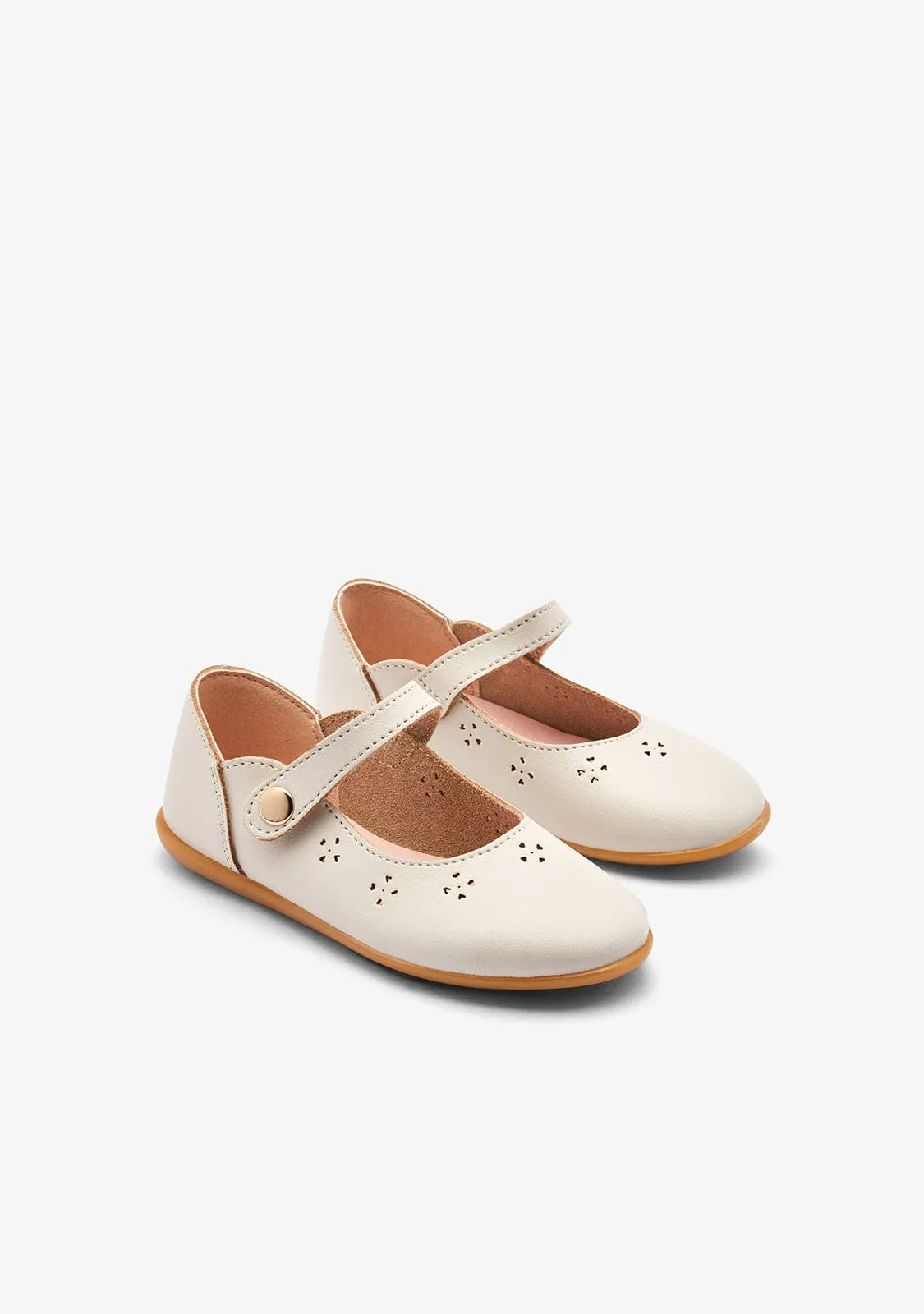 Beige Die-Cut Ballerina