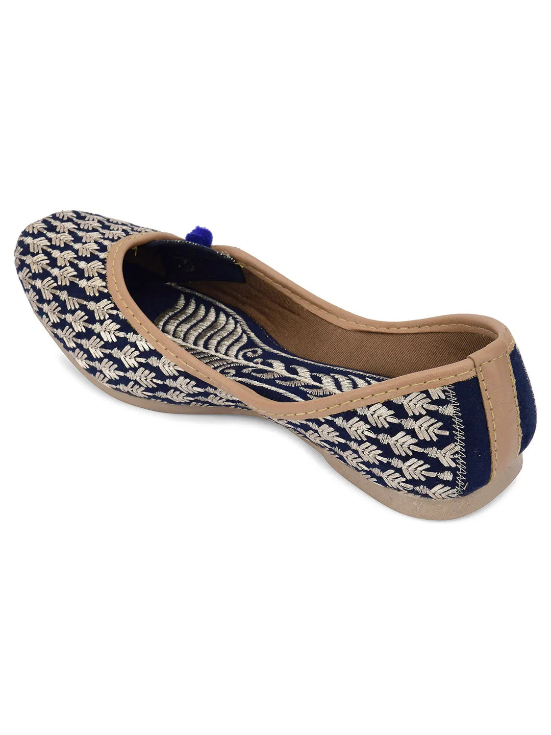 DESI COLOUR Women Black Ethnic Mojaris Flats