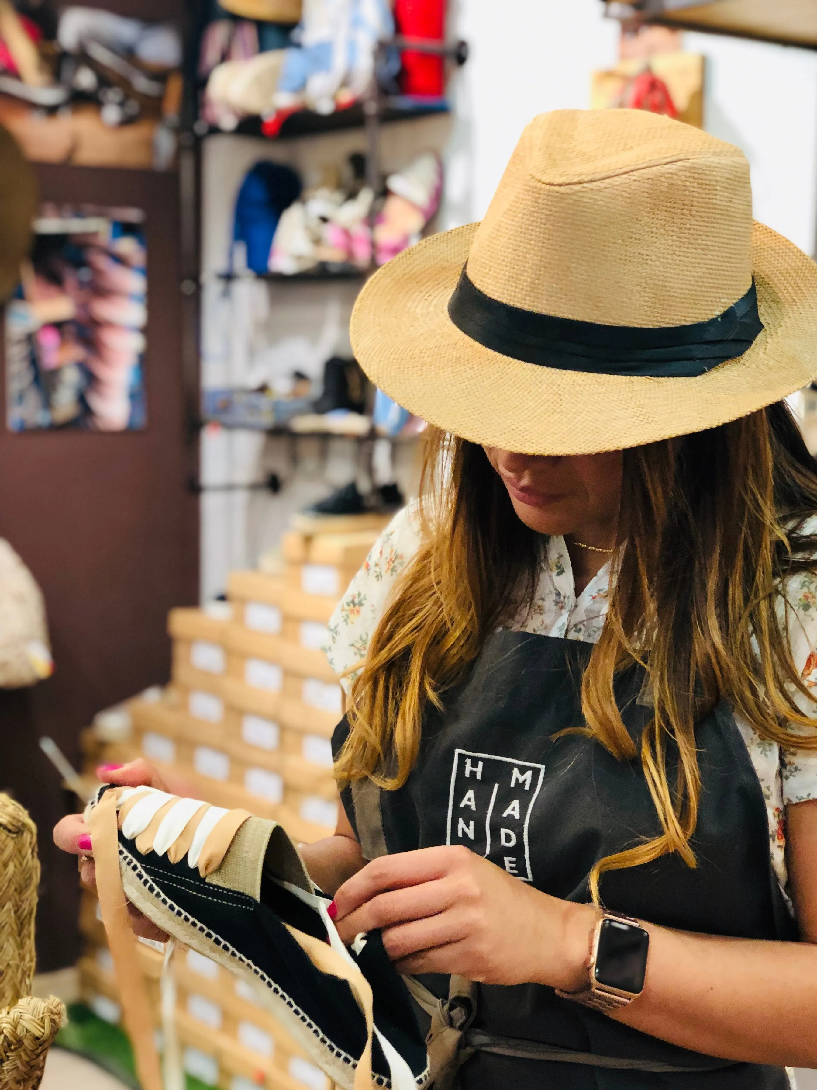 Make Authentic Espadrilles - Very Valencia