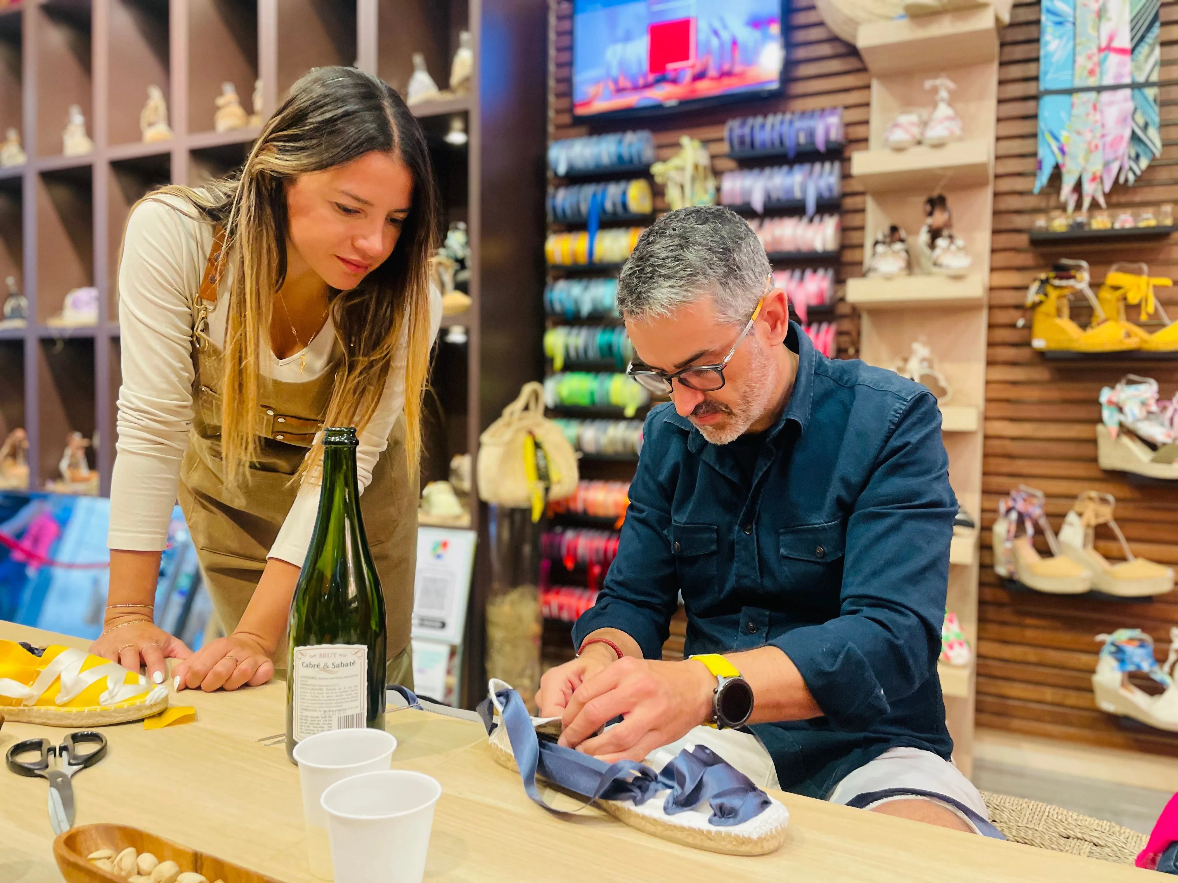 Make Authentic Espadrilles - Very Valencia