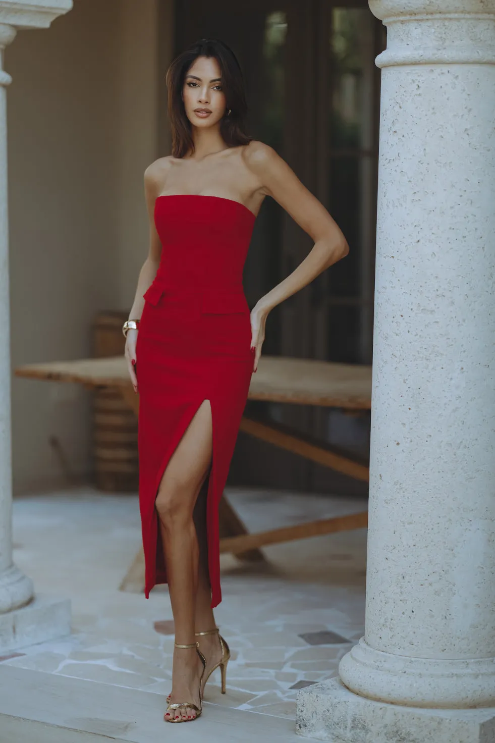 NIKKI STRAPLESS MIDI DRESS - DEEP RED