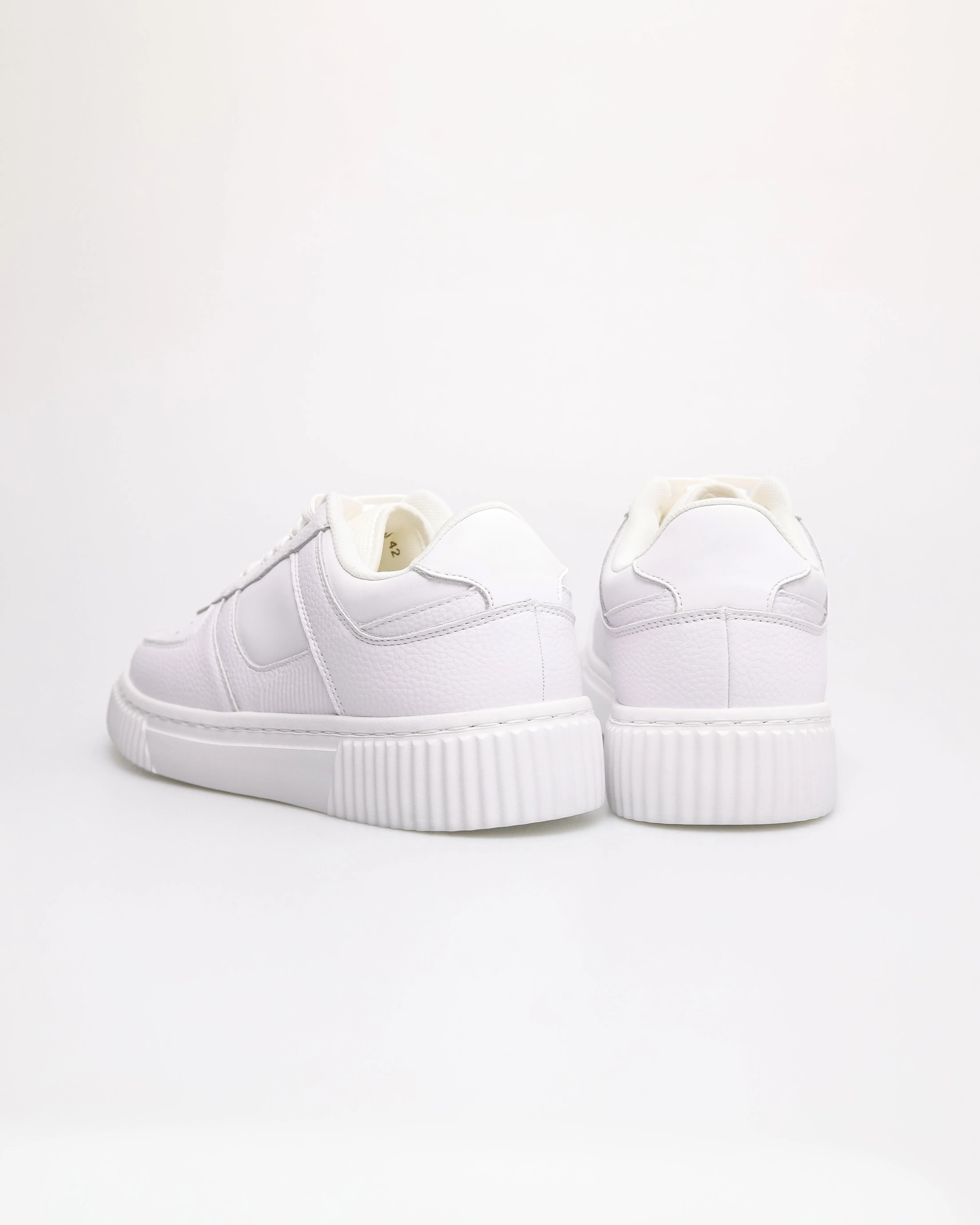 Tomaz C675L Ladies Modern Stride Sneakers