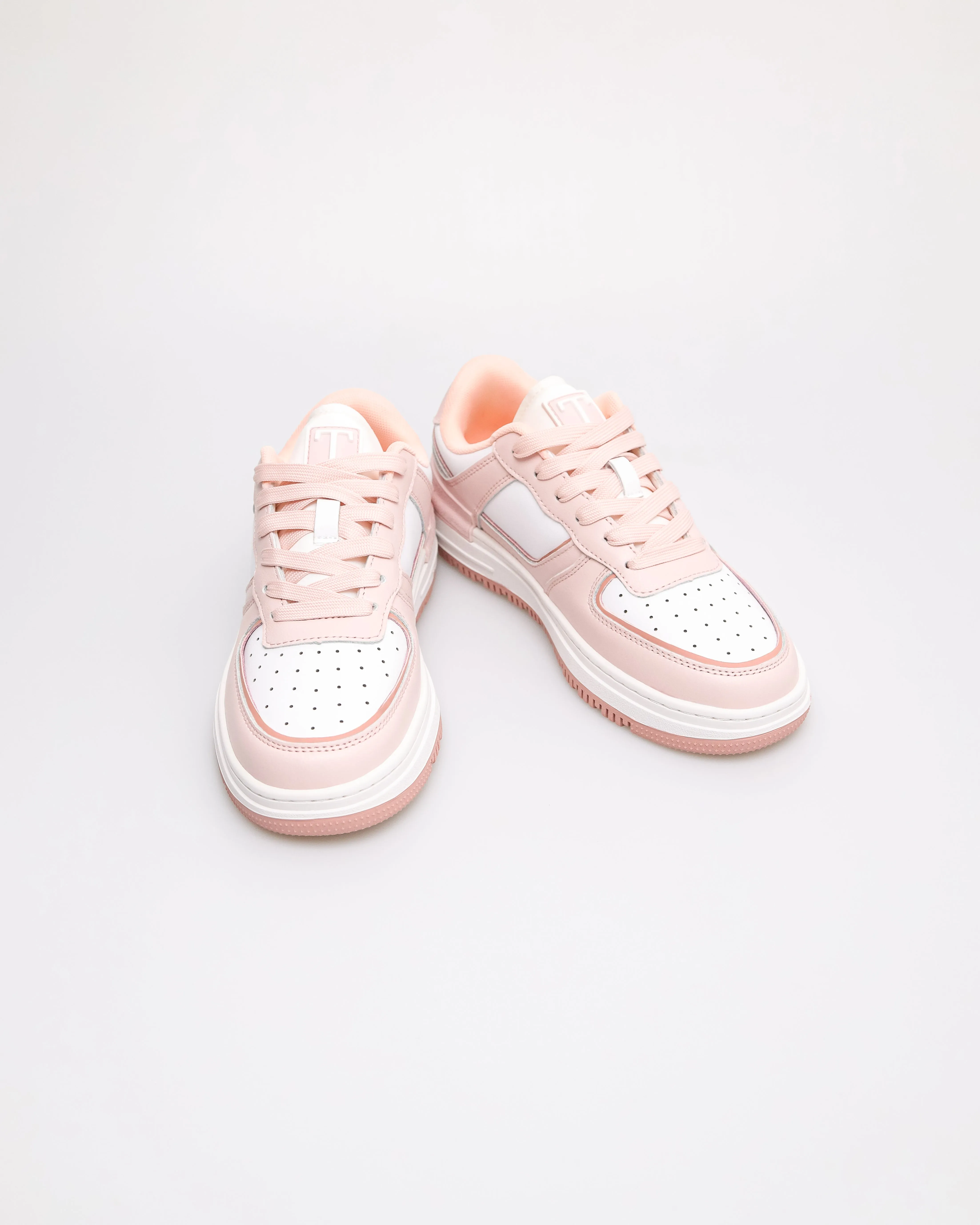 Tomaz C675L Ladies Modern Stride Sneakers