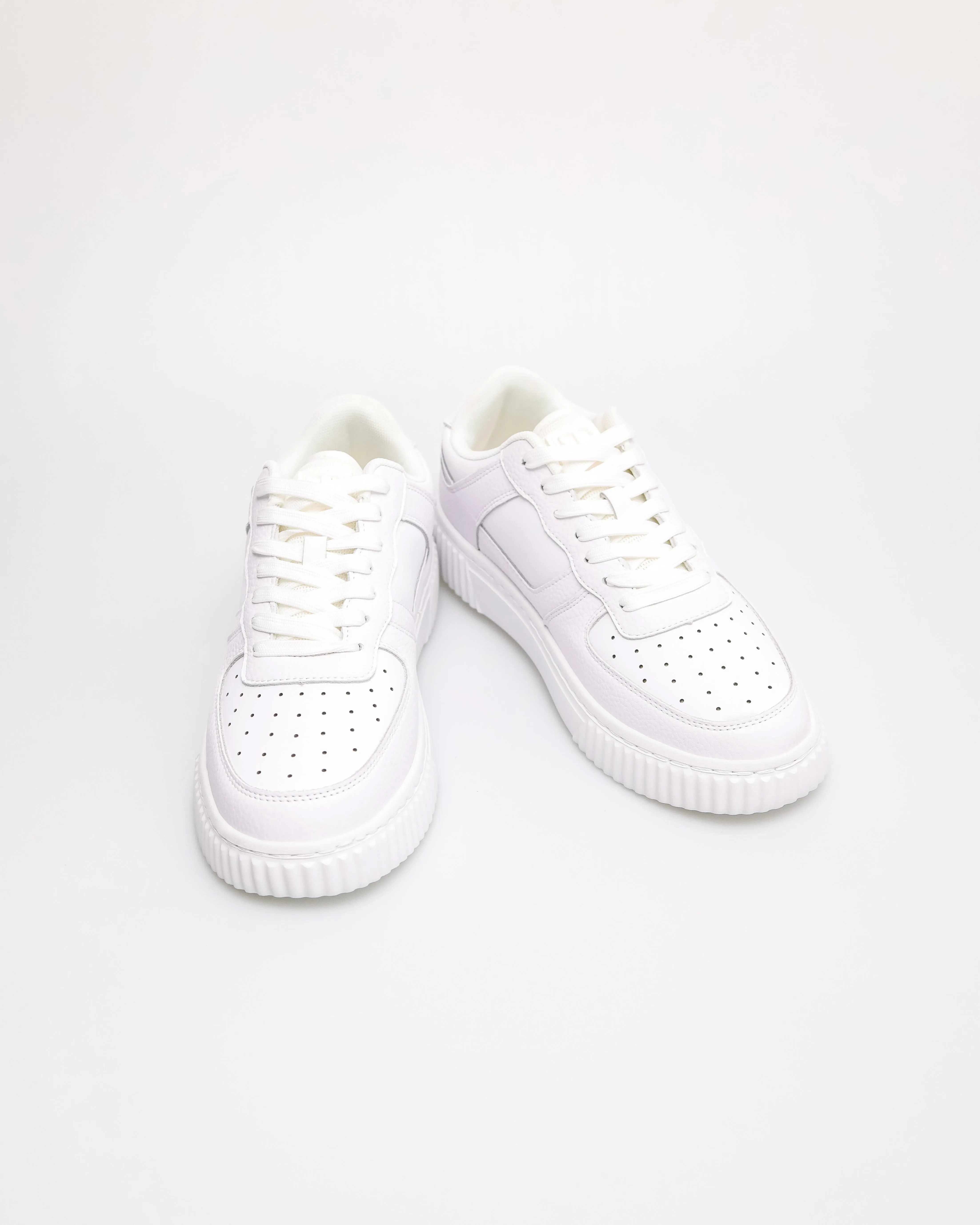 Tomaz C675L Ladies Modern Stride Sneakers