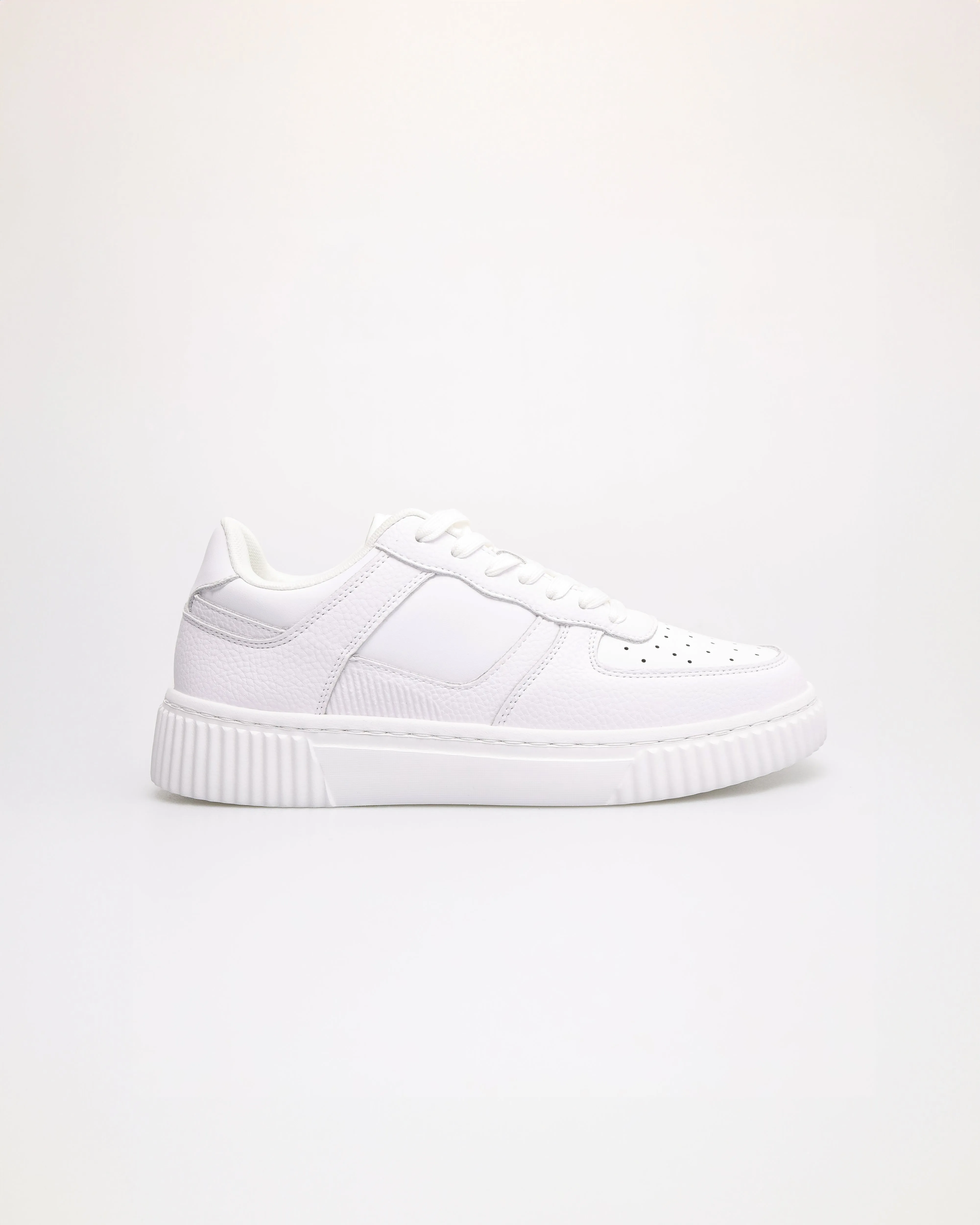 Tomaz C675L Ladies Modern Stride Sneakers